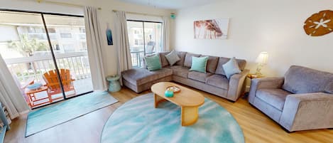 Condo, 2 Bedrooms | Living area