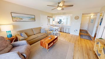 Condo, 2 Bedrooms | Living area