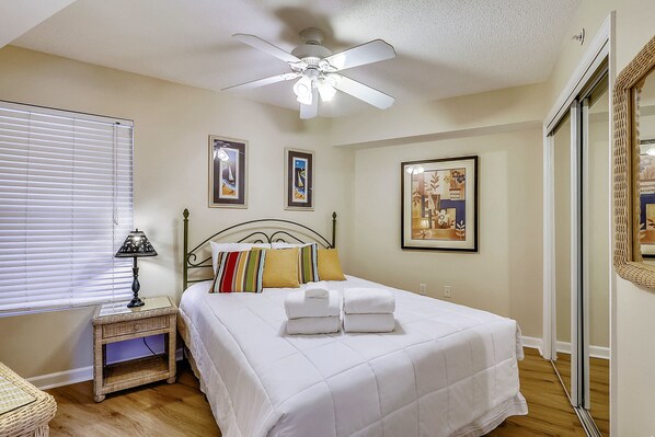 2 bedrooms, iron/ironing board, free WiFi