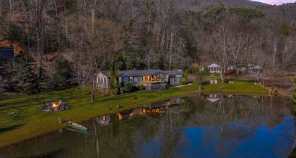 Twin Ponds Retreat-Pond/Hot Tub/Fire Pit/Game Room/Pet Friendly by RedAwning