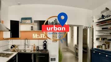 Réfrigérateur, plaque de cuisson, lave-vaisselle, bouilloire électrique