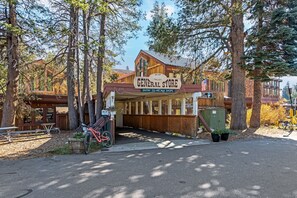 House, 3 Bedrooms | Exterior