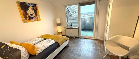 2 bedrooms, bed sheets