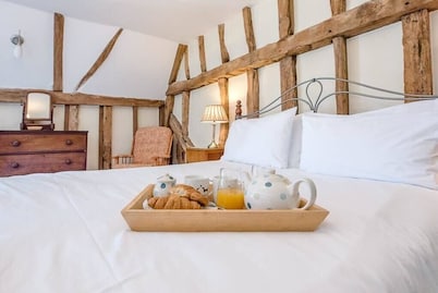 Harvest Cottage at Valley Farm Barns, Snape