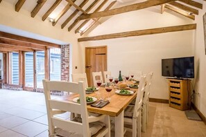 Dining - Granary Barn, Wetherden (Stowmarket)
