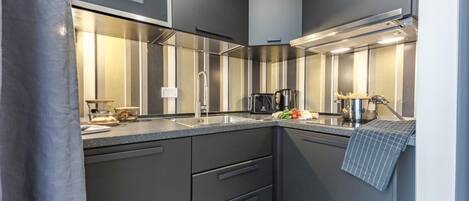 Réfrigérateur, plaque de cuisson