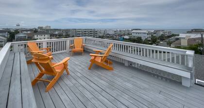 Whale House #112 - Great Location, Walk to beach, sound, bars, and more!