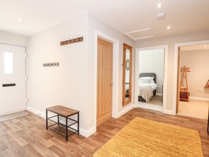 3 habitaciones, decoración personalizada y muebles diferentes 