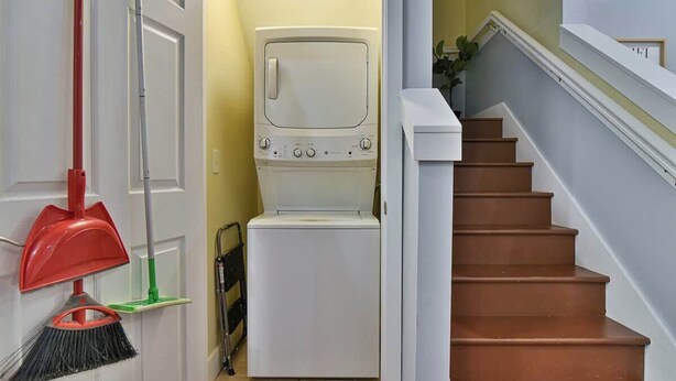 Unclassified image, 1 of 28, button - 3 miles to downtown - family & pet friendly (Asheville)
