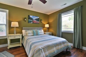 3 Schlafzimmer, Bügeleisen/Bügelbrett, WLAN, Bettwäsche