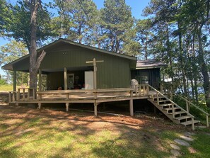 Exterior - Cactus Cove Retreat on Toledo Bend - Private Beach! (Many)