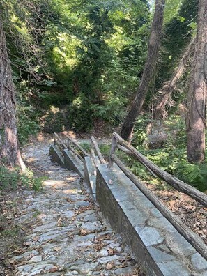 Enceinte de lâhĂ©bergement