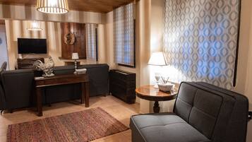 TV connectée, cheminée, espaces bureaux