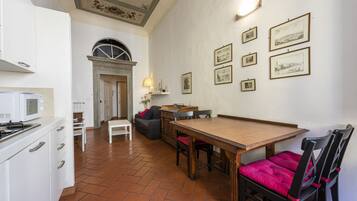 Comfort Apartment | Private kitchen | Fridge, oven, stovetop, dishwasher