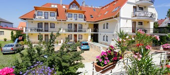 Club Unicum Apartman