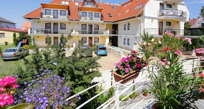 Club Unicum Apartman