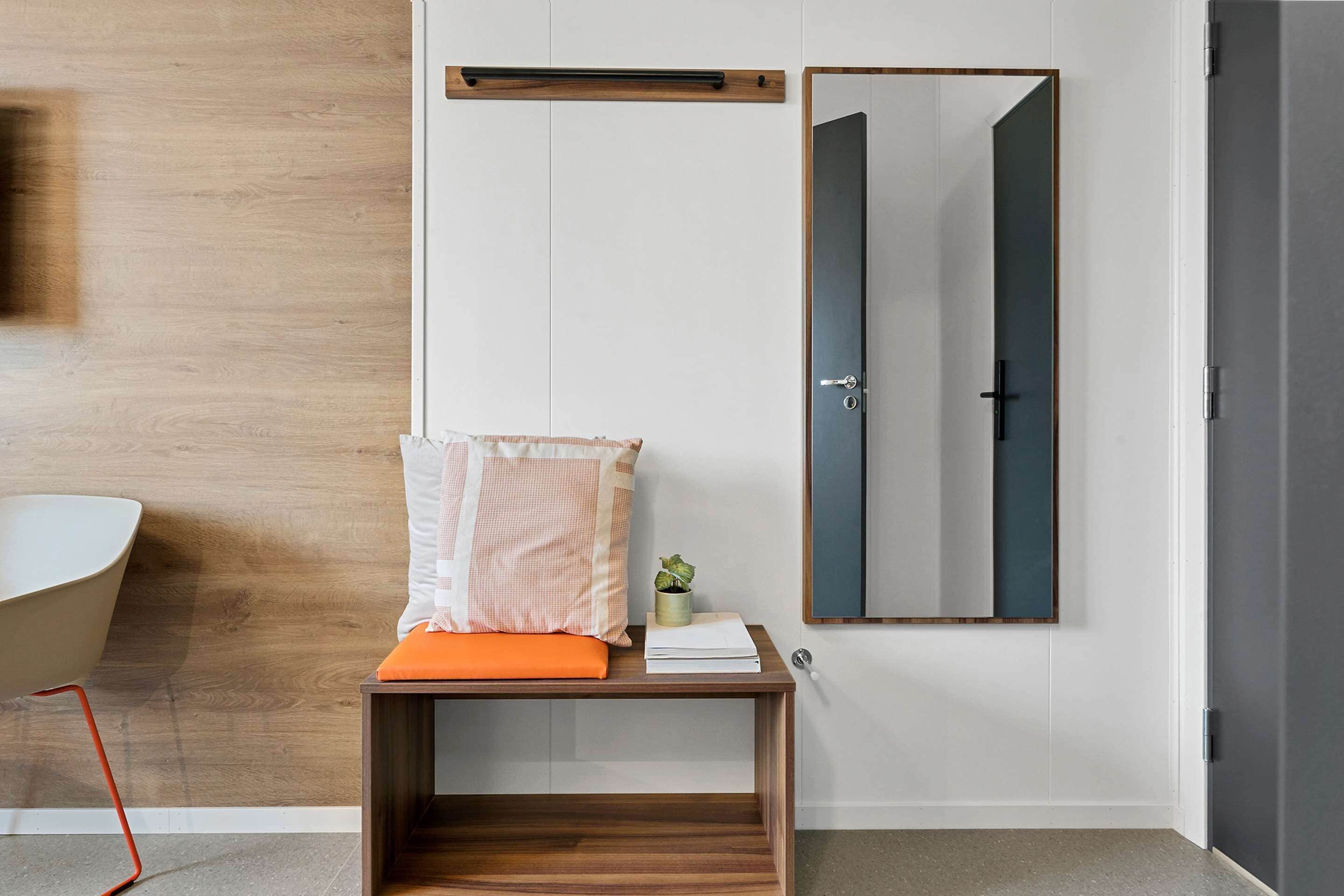 Blackout drapes, bed sheets