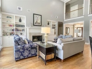 Casa, letti multipli, accesso alla piscina, vista piscina | Soggiorno | TV