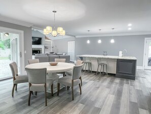 House, Multiple Beds, Kitchen, Garden View (42 Planters Wood Drive) | Dining - 42 Planters Wood Drive at The Sea Pines Resort (Hilton Head Island)