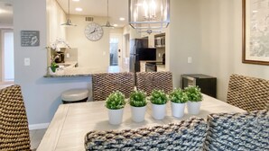 Villa, plusieurs lits, cuisine, vue jardin (2278 Heritage Villas) | Restauration