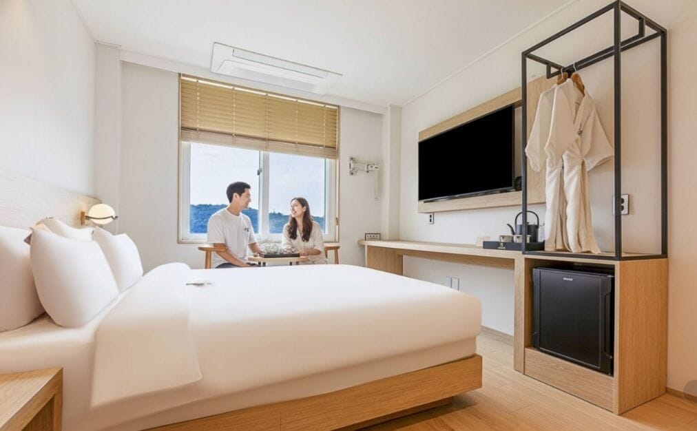 Chambre double de style japonais, 1 grand lit, non-fumeur, vue sur la montagne | Literie de qualité, couette en duvet, lit avec matelas à plateau-coussin