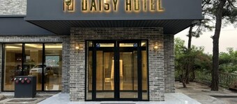 Daisy Hotel