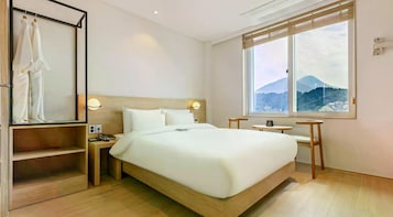 Japanese-style Double Room, 1 Queen Bed, Non Smoking, Mountain View | Premium bedding, down comforters, pillowtop beds, desk