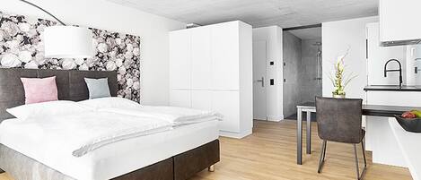 1 chambre, bureau, Wi-Fi gratuit, draps fournis