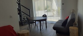 A 5 mn de La Rochefoucauld, Belle Chambre D'hôtes Type Suite