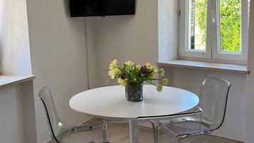 Apartment | Dining room