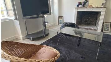 TV