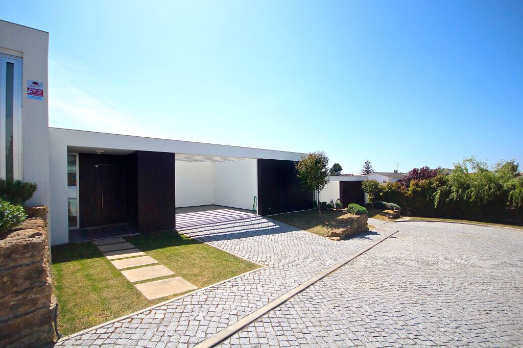 Photo - Lux Design Villa in Sintra