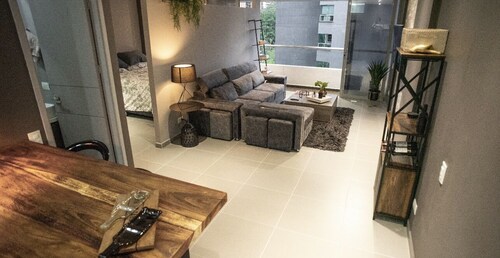 Luxury Loft 5min away from Provenza, Tesoro and top other amenities