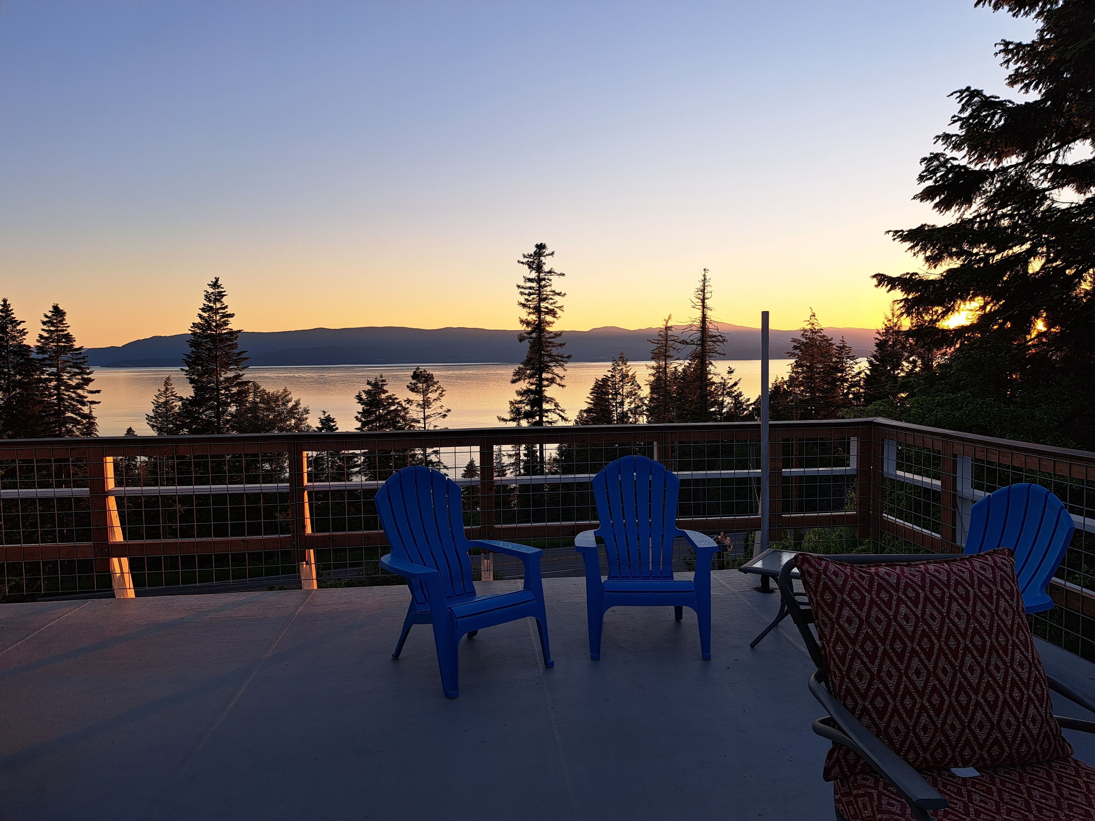 Amazing Lake Views!  Cape Cod & Cabin