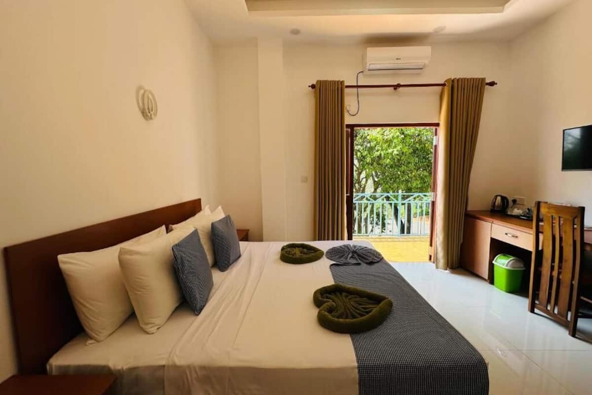Deluxe Double Room | Premium bedding, memory-foam beds, minibar, individually decorated