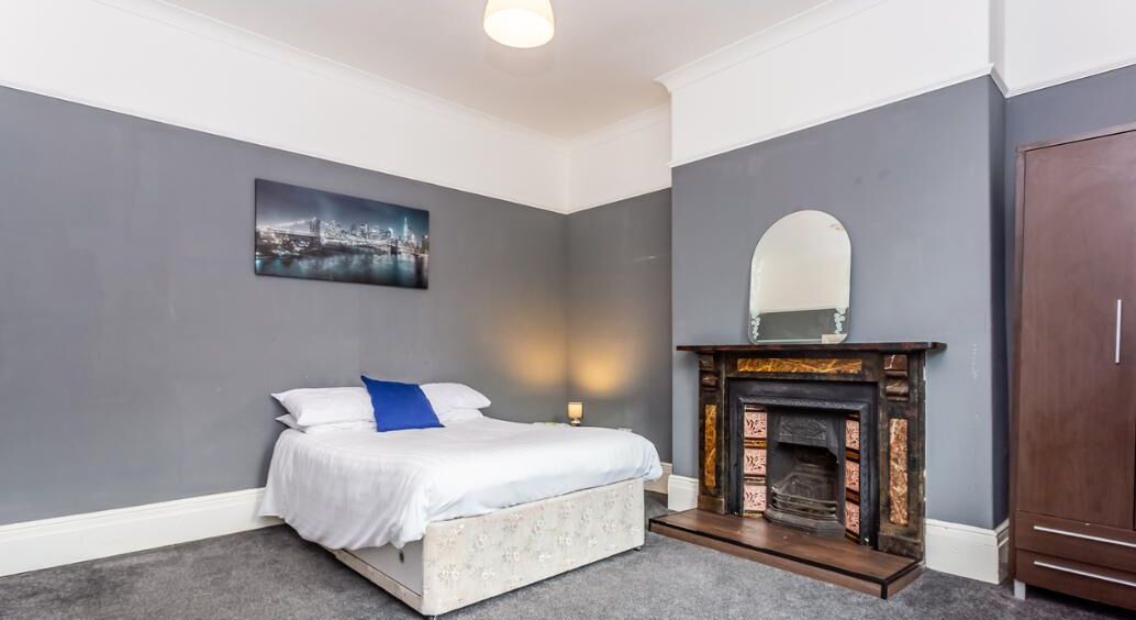 2 間睡房、熨斗/熨衫板、上網、床單