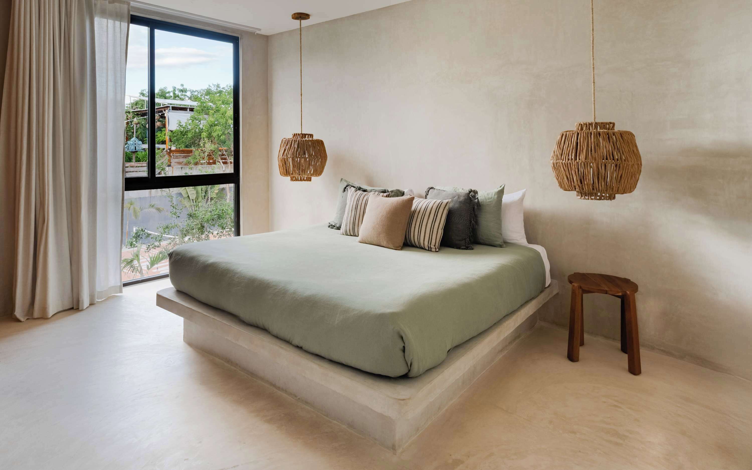 7 Schlafzimmer, Schreibtisch, Bügeleisen/Bügelbrett, Reisekinderbett