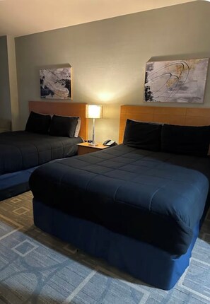 1 bedroom, desk, free WiFi, bed sheets