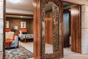 1 chambre, fer et planche à repasser, Wi-Fi gratuit, draps fournis