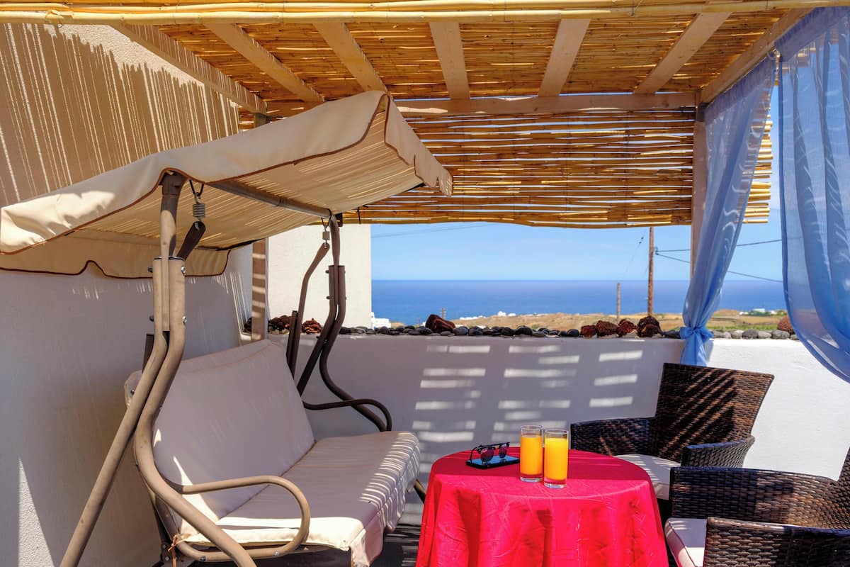 Suite Premier, balcón, vista al mar | 1 habitación, minibar, decoración personalizada y muebles diferentes