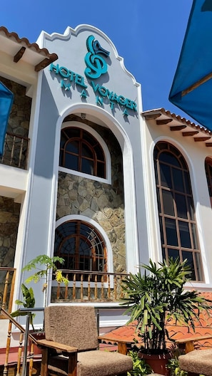 Front of property - Hotel Voyager Manta (Manta)