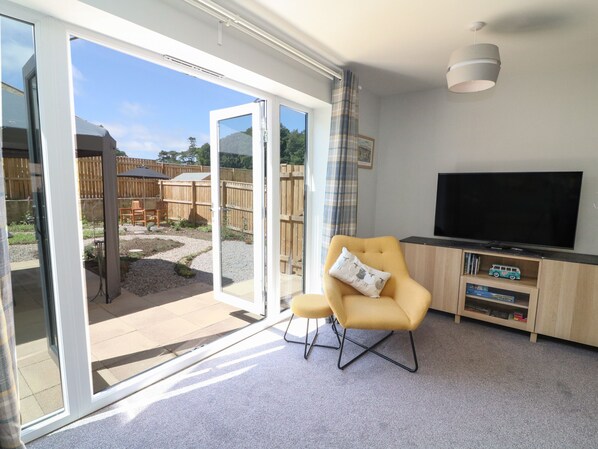 Living room - Hall View (Kirkby Stephen)