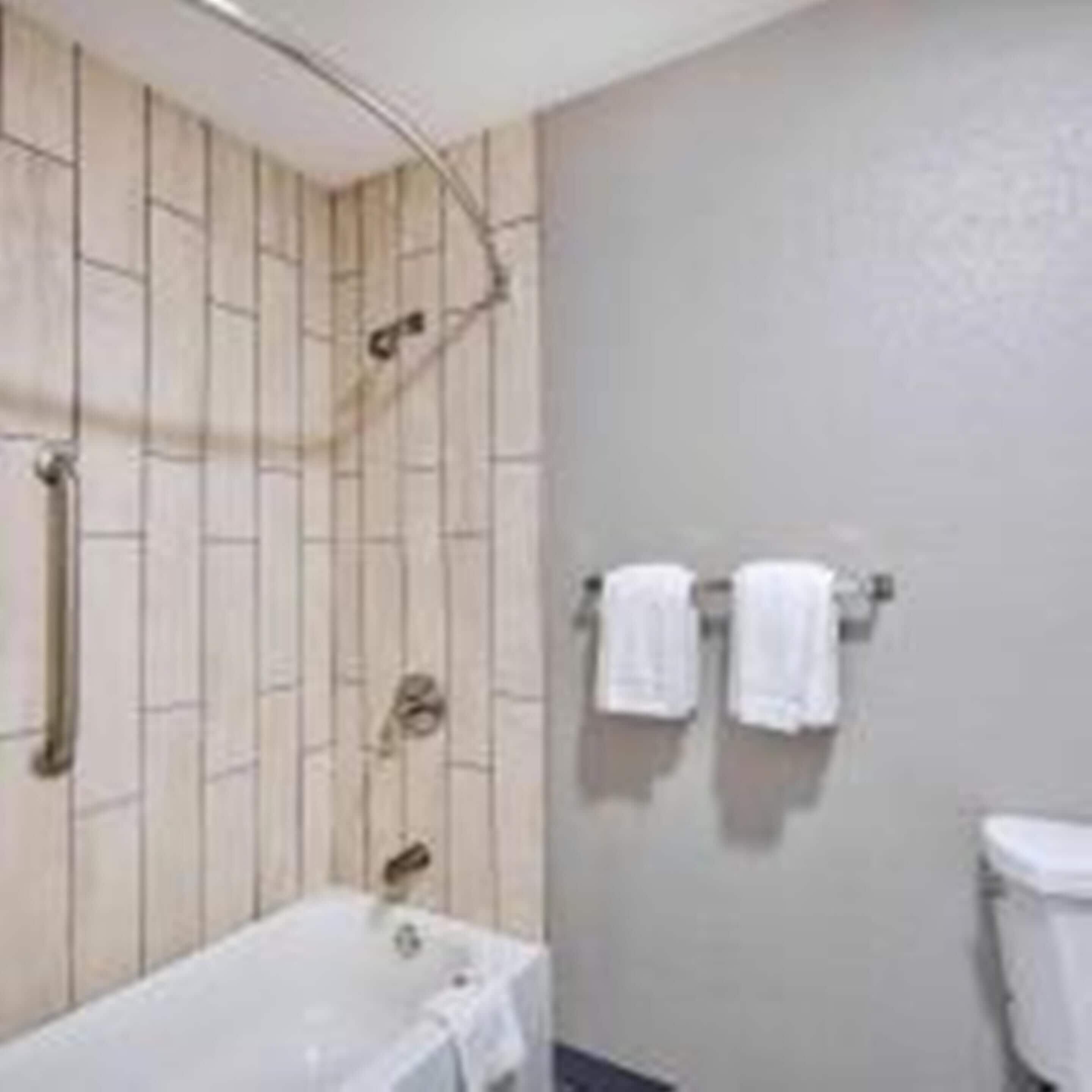 Duschwanne, Handtücher