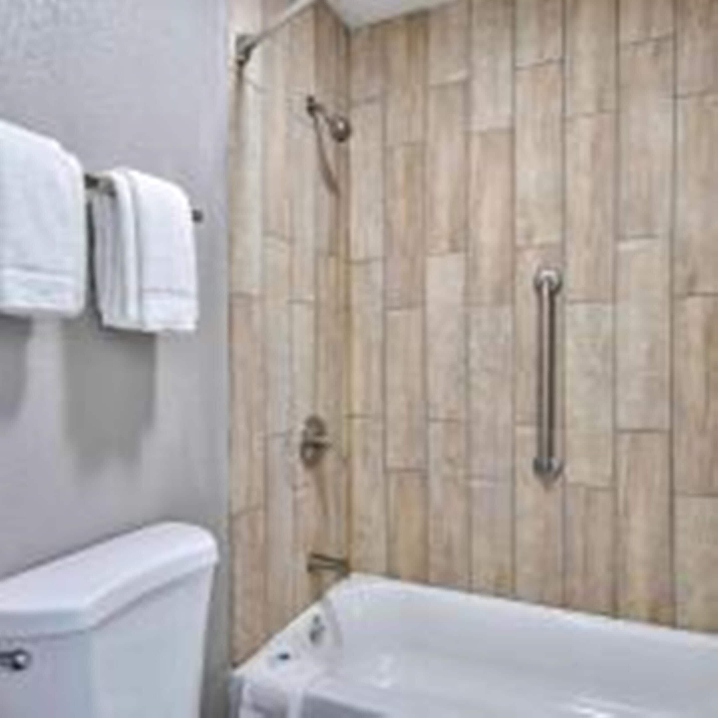 Duschwanne, Handtücher