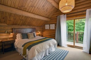 4 bedrooms, desk, iron/ironing board, travel crib - Chic Hot tub in mountain Tremblant Area (Labelle)