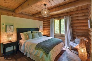 4 chambres, fer et planche à repasser, lit de bébé portatif, Wi-Fi