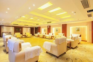 Unclassified image, 5 of 39, button - Dabieshan Hotel (Luotian County)
