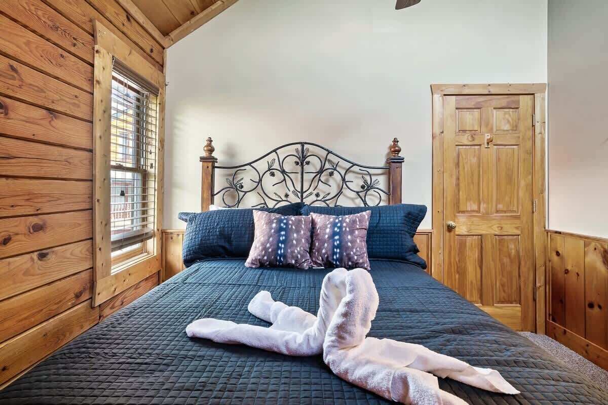 1 多间卧室、熨斗/熨衣板、WiFi、床单