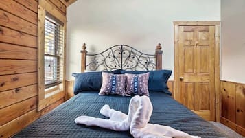 1 slaapkamer, een strijkplank/strijkijzer, wifi, beddengoed