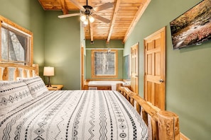 2 bedrooms, iron/ironing board, WiFi (free), bed sheets